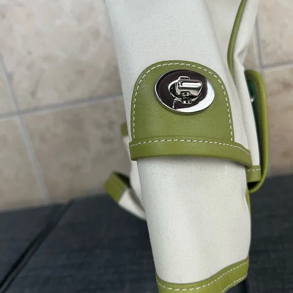 Coach Cream and Green Tote Bag - Picture 11 of 15